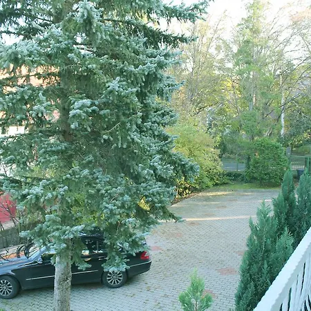 Apartament Roza V Tsentre Heviza 아파트 Hévíz